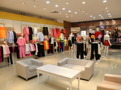 服裝輔料銷售的庫存管理策略 如何應對堆積困境